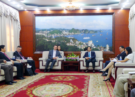 捷克驻越南大使馆代表团到访广宁省